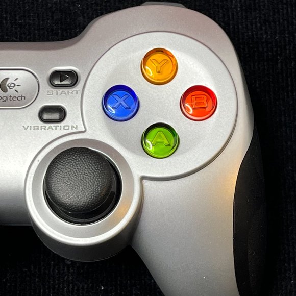 Logitech F710 Wireless Gamepad With Dongle. Tested. Very Good Condition. - Picture 3 of 8